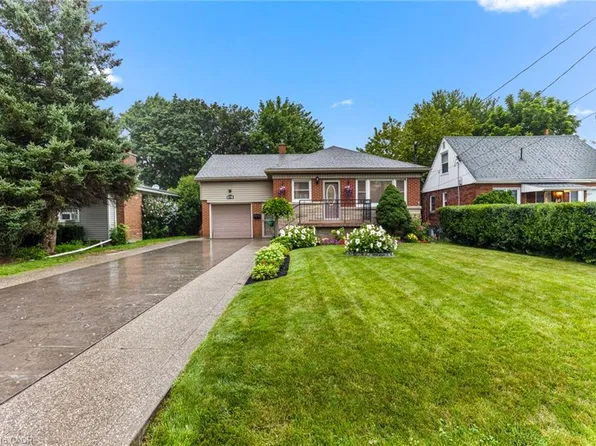 62 Randall Ave, Hamilton, ON L8G 2K9
