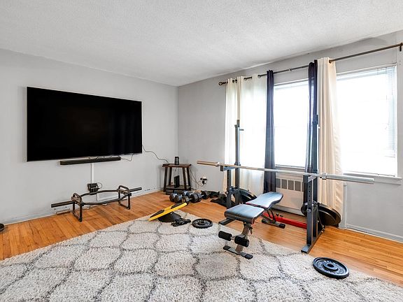 4th image of 127 S Highland Ave #2A4