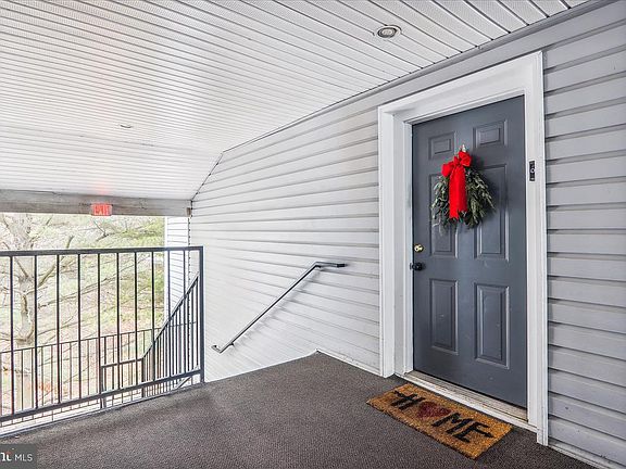 2nd image of 10001 Vanderbilt Cir APT 14