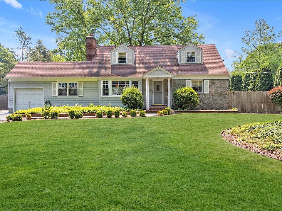 1st image of 19 Kenilworth Drive