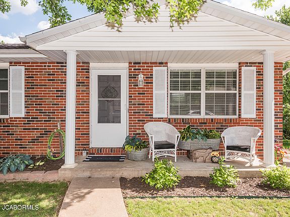 2nd image of 5407 Bagnall Dr