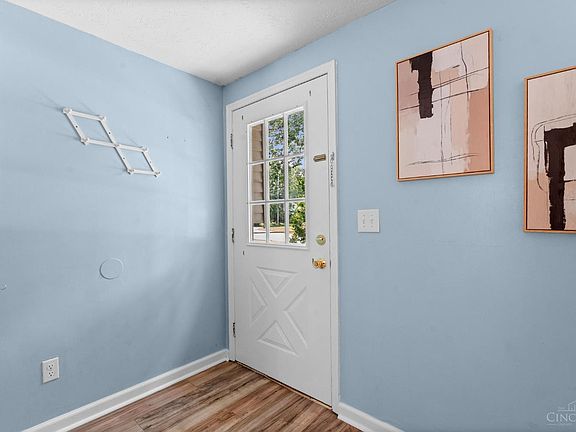 5th image of 675 Woodgate Rd