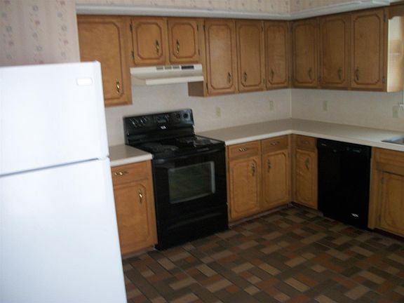 3rd image of 1708A Monument Ln
