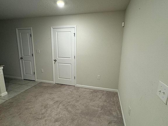 5th image of 5984 Creekside Crossing Dr