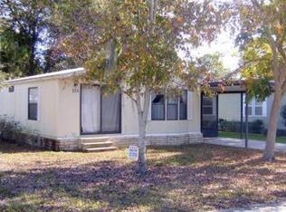 255 Taipei Island Ln, Leesburg, FL 34788