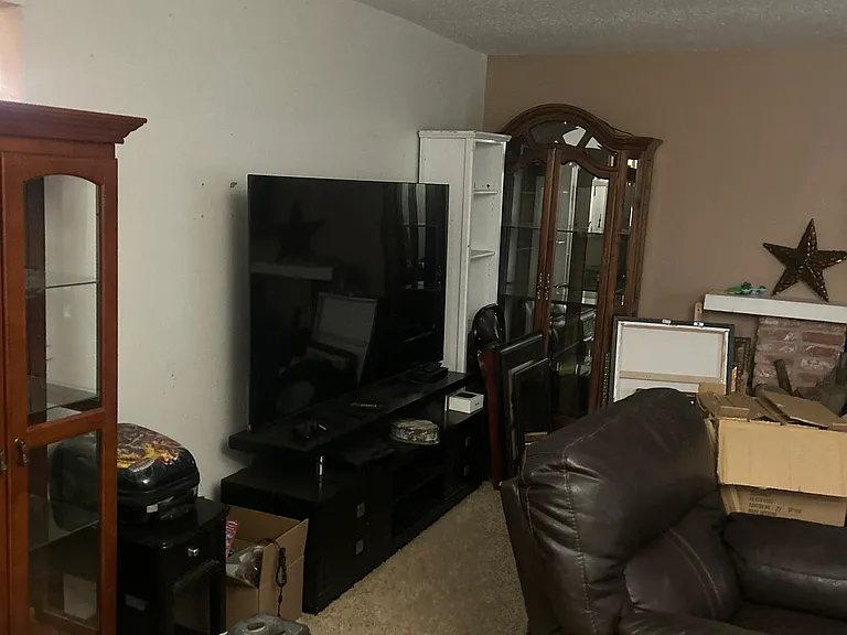2421 Callender Rd — Photo 8