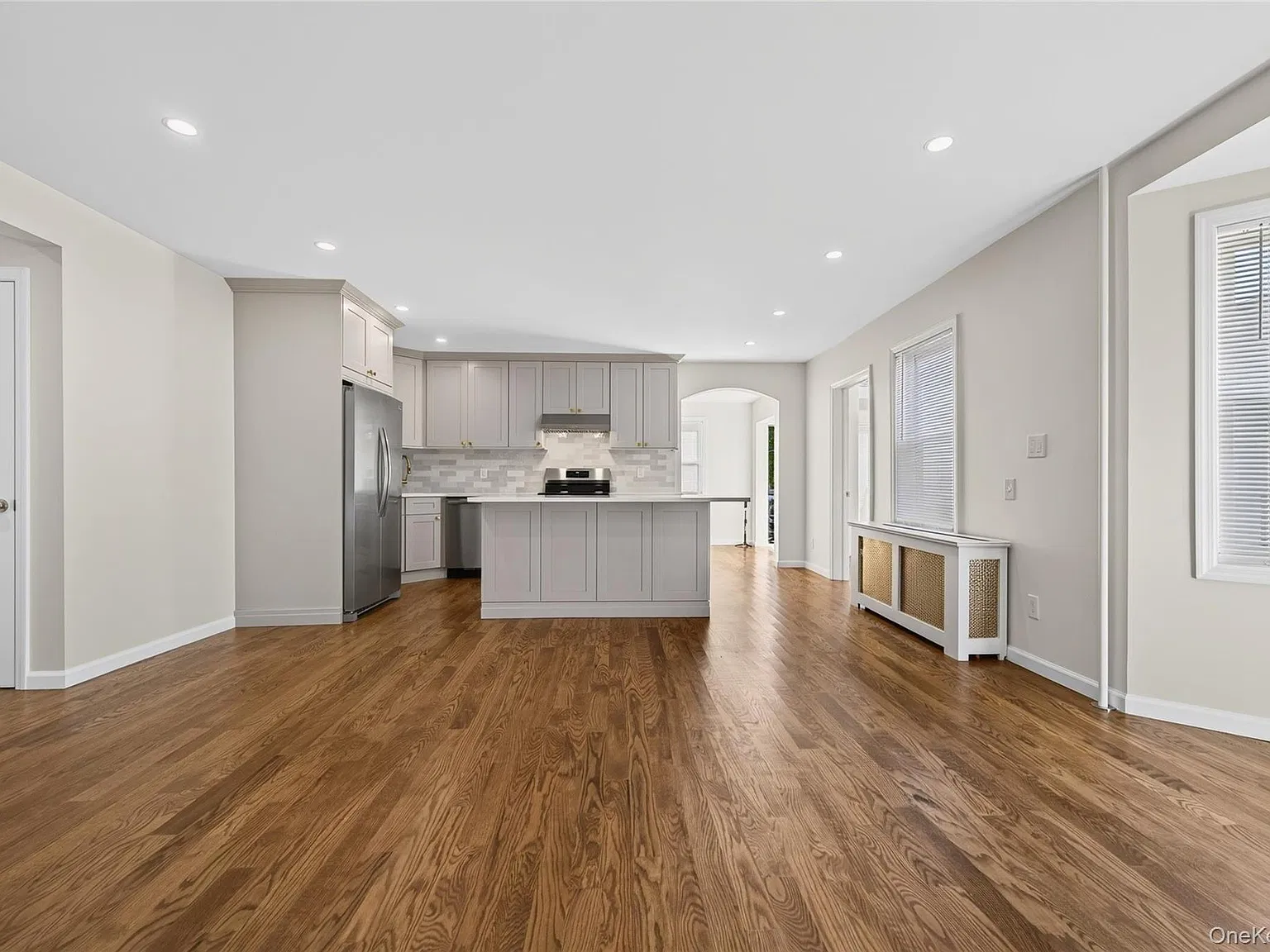 3 bed, 2.0 bath, $4,500 — Photo 4