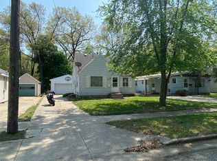 914 Oakcrest St SW, Wyoming, MI 49509