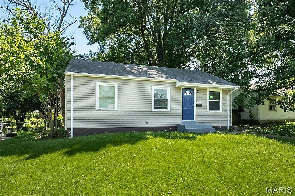 428 Crawford Rd — Photo 1