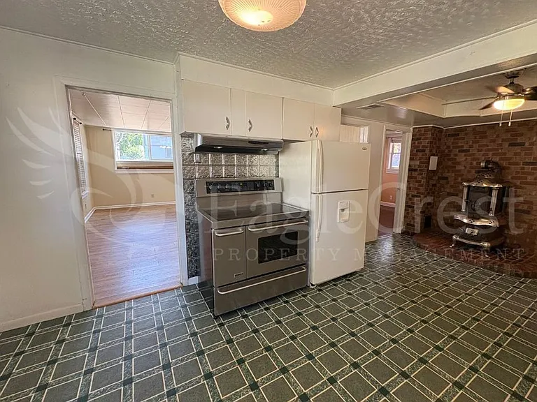 603 E Cherry St — Photo 15