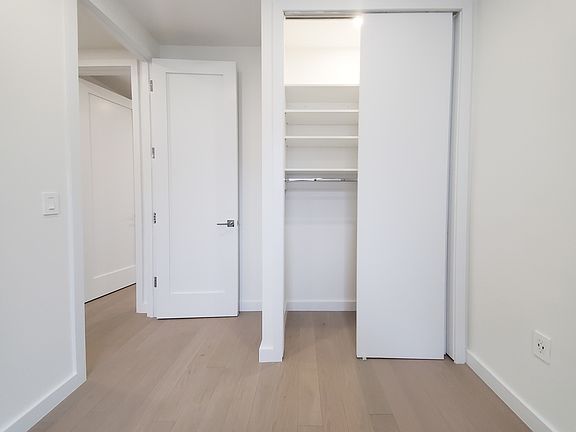 4th image of 15 Wyckoff St #6F