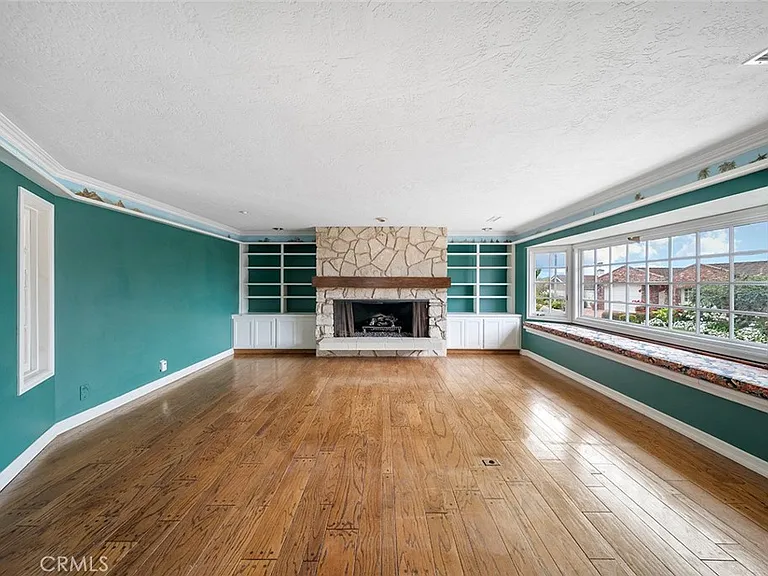 905 Emerald Bay — Photo 14