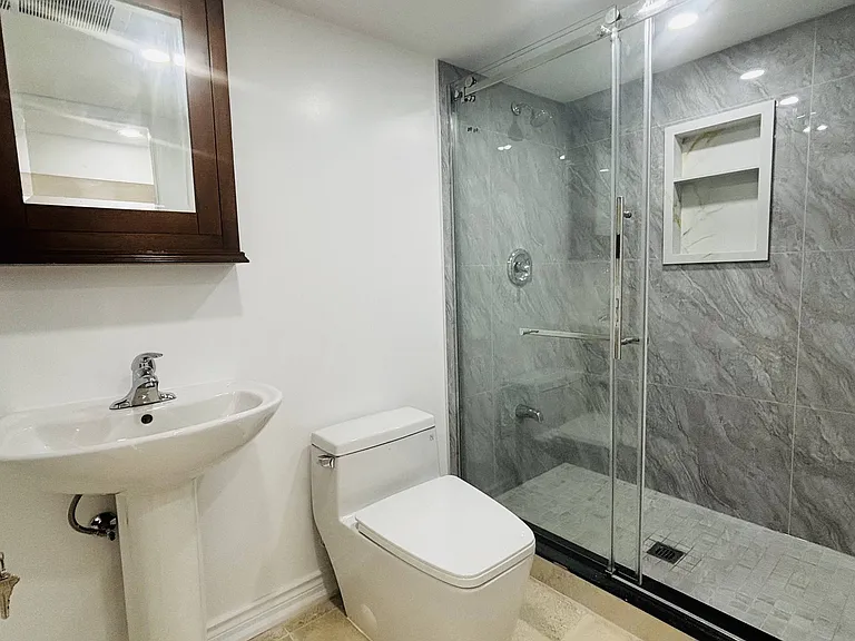 2463 Camilla Rd #LOWER — Photo 7