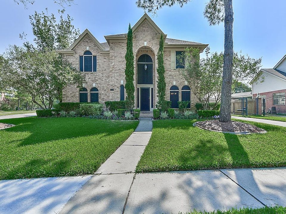 1st image of 2103 Whitebranch Ln