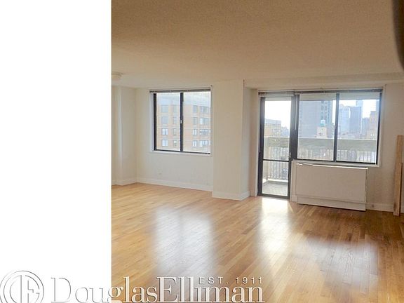 5th image of 200 E 33rd St APT 18A