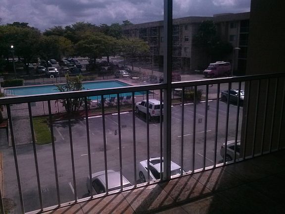 5th image of 17000 NW 67th Ave APT 314
