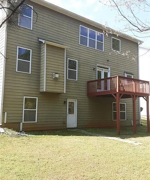 132 Lake Shore Dr — Photo 18