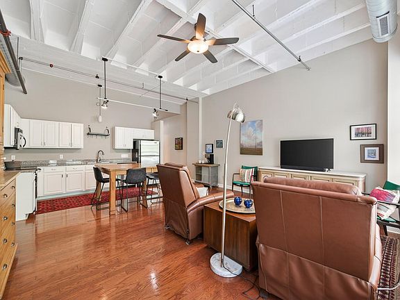 2nd image of 111 E Franklin Ave APT 109