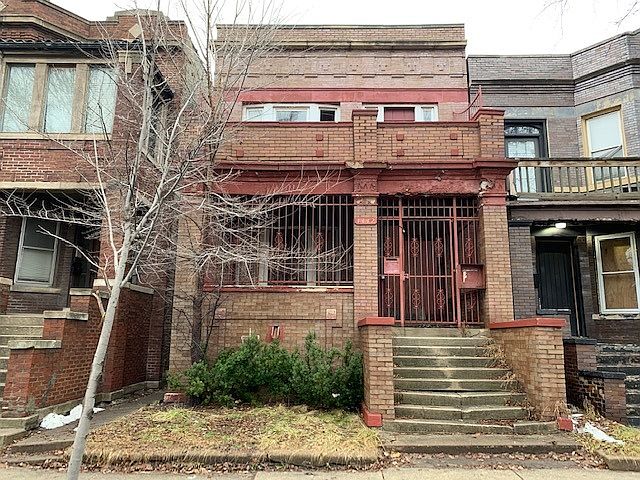 1st image of 1442 W Garfield Blvd