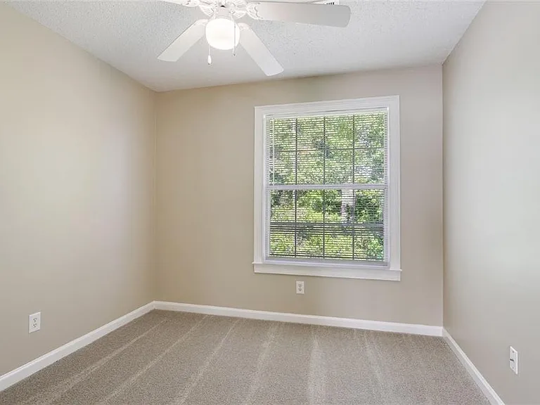 312 Eagle Way — Photo 26