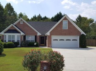 305 Ivy Ct, Loganville, GA 30052