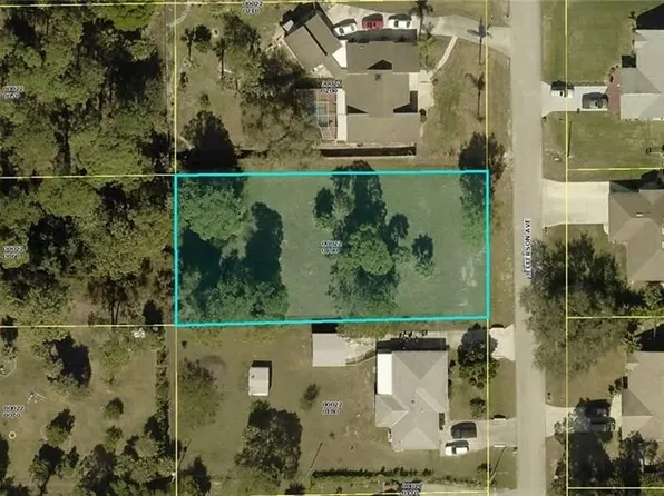 113 Jefferson Ave, Lehigh Acres, FL 33936