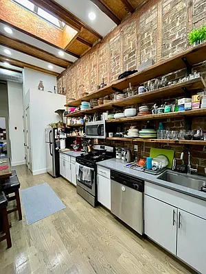 Rented by Oxford Property Group | media 8