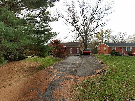 3rd image of 1112 Ireland Dr