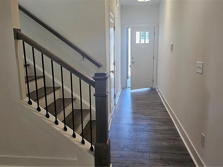 153 Auburn Valley Way — Photo 3
