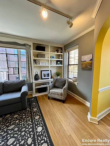 103 Longwood Ave #3 Photo 1