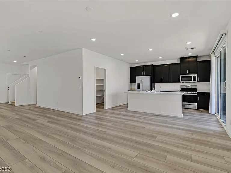 128 Quinn Villa Ave — Photo 6