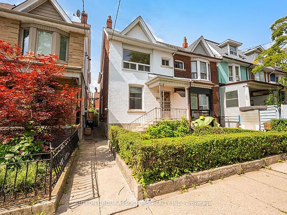 2nd image of 144 Bellwoods Ave