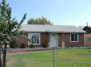 739 S Grand Dr, Moses Lake, WA 98837