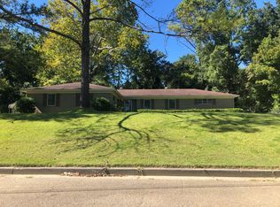 312 Warren St, Vicksburg, MS 39180