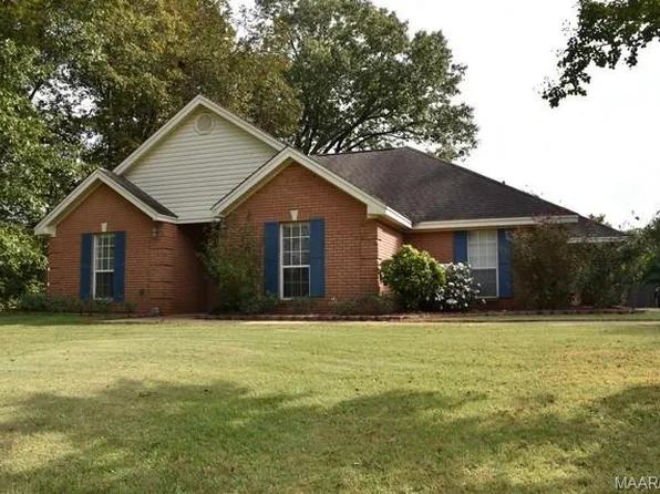 240 Fallon Ct, Deatsville, AL 36022