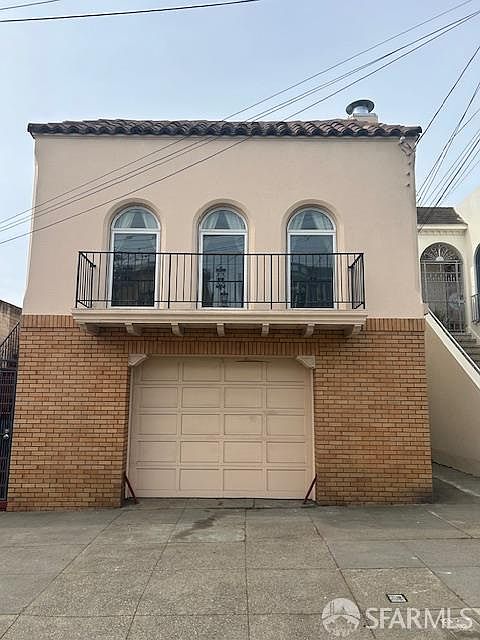 1st image of 527 Visitacion Ave