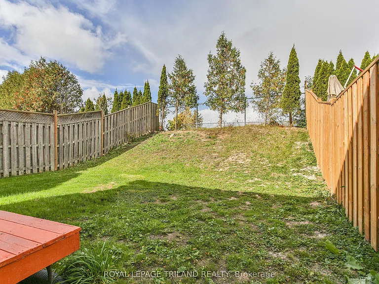 952 Thistledown Way — Photo 42