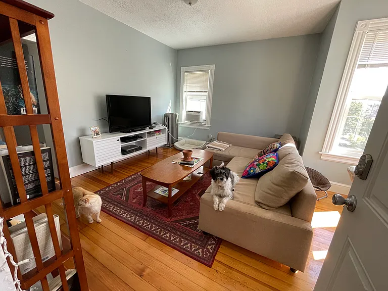 117 Hanover St #2 — Photo 16