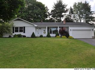 25 Imperial Dr, New Hartford, NY 13413