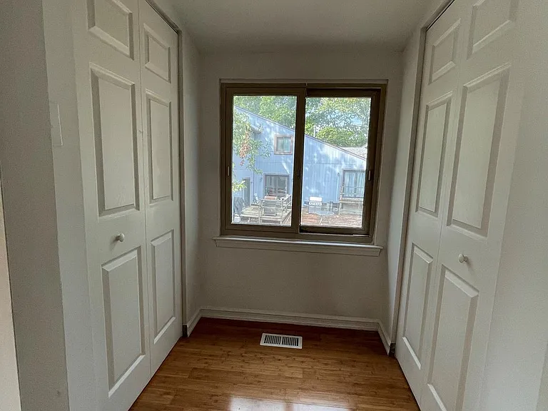 802 Salem Ct — Photo 21