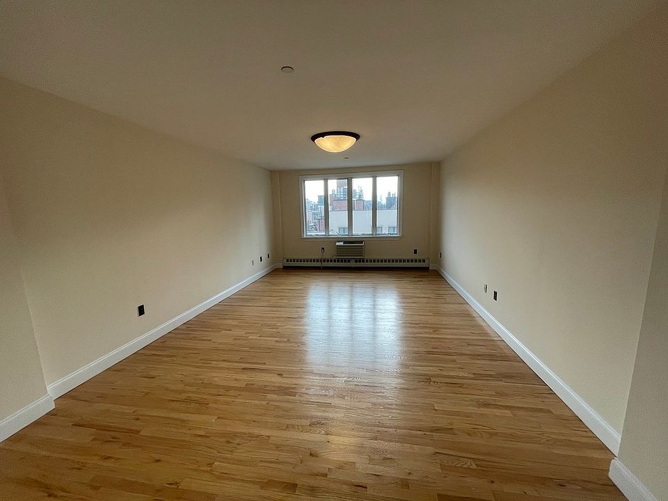 1st image of 598 President St #6E