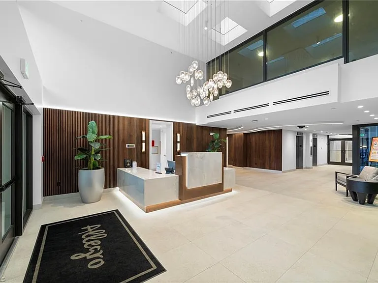 4031 Gulf Shore Blvd N #7D — Photo 47