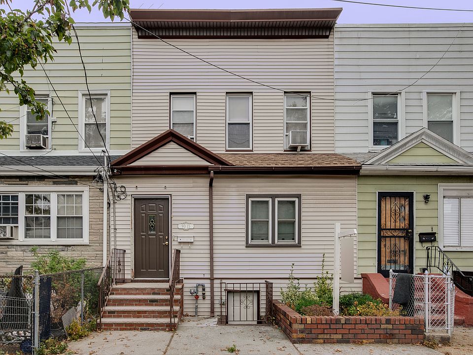 1st image of 9015 102nd St