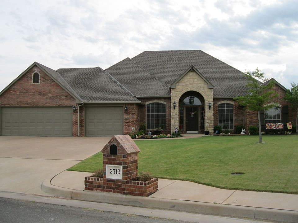 2713 NW 155