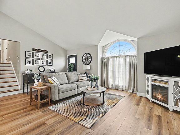 4th image of 2509 Waterford Dr