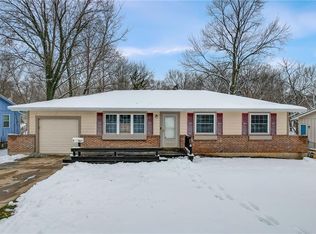 7807 W 65th St, Overland Park, KS 66202