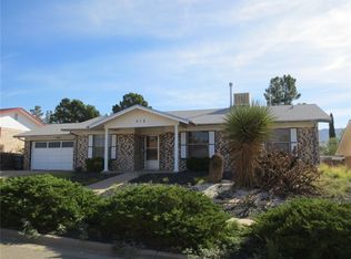 312 Garden Grove Ln, El Paso, TX 79912
