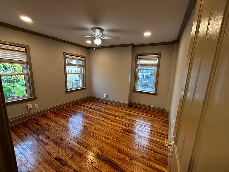 1305 King St #1 — Photo 3