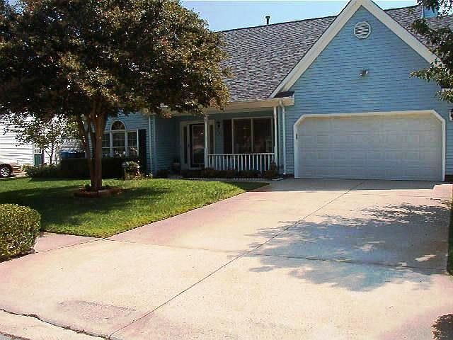 Welcome to 280 Golden Maple Drive