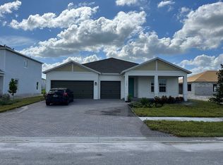 1120 Harvester Xing, Loxahatchee, FL 33470